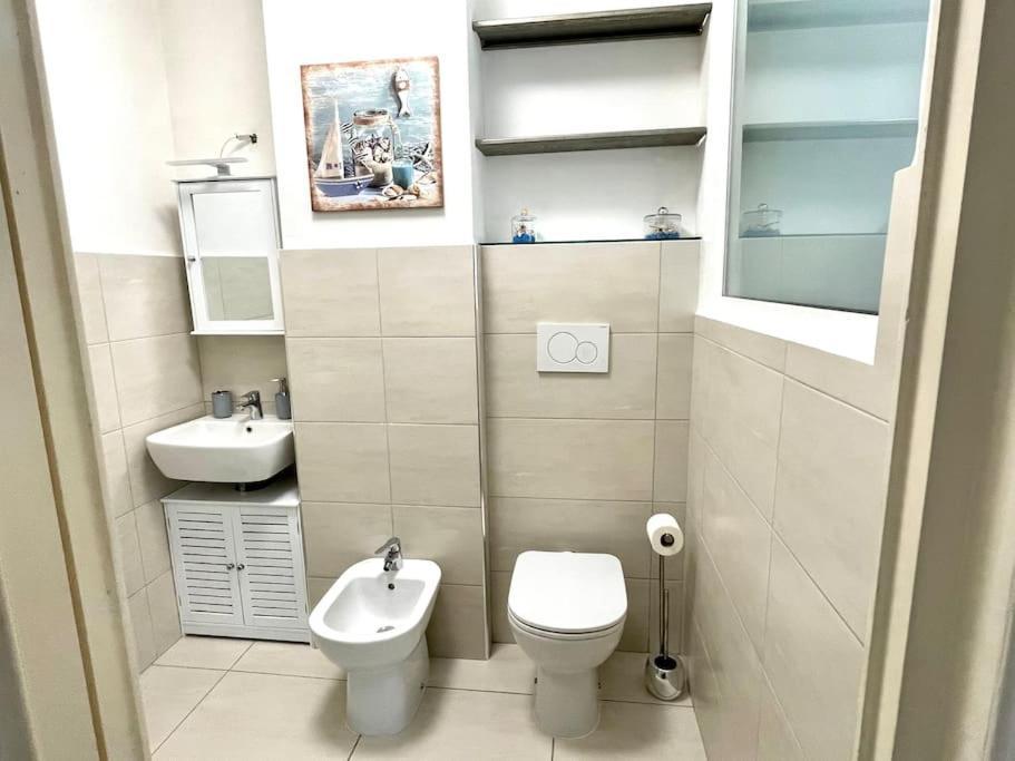 La Venezia'S Studio Flat ลีวอร์โน ภายนอก รูปภาพ