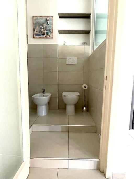 La Venezia'S Studio Flat ลีวอร์โน ภายนอก รูปภาพ
